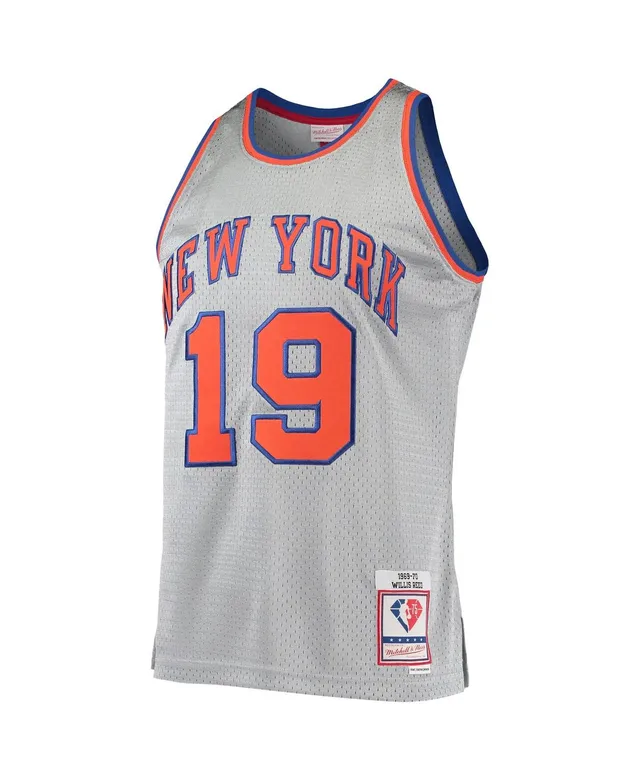 Men's Mitchell & Ness Marcus Camby Blue New York Knicks 1998-99 Hardwood  Classics Swingman Player Jersey