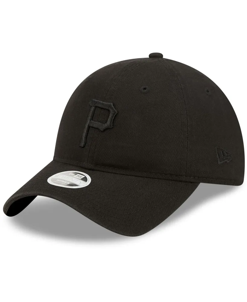 Women's New Era Pittsburgh Pirates Black on Black Core Classic Ii 9TWENTY Adjustable Hat