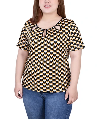 Ny Collection Plus Short Sleeve with Ring Details Top