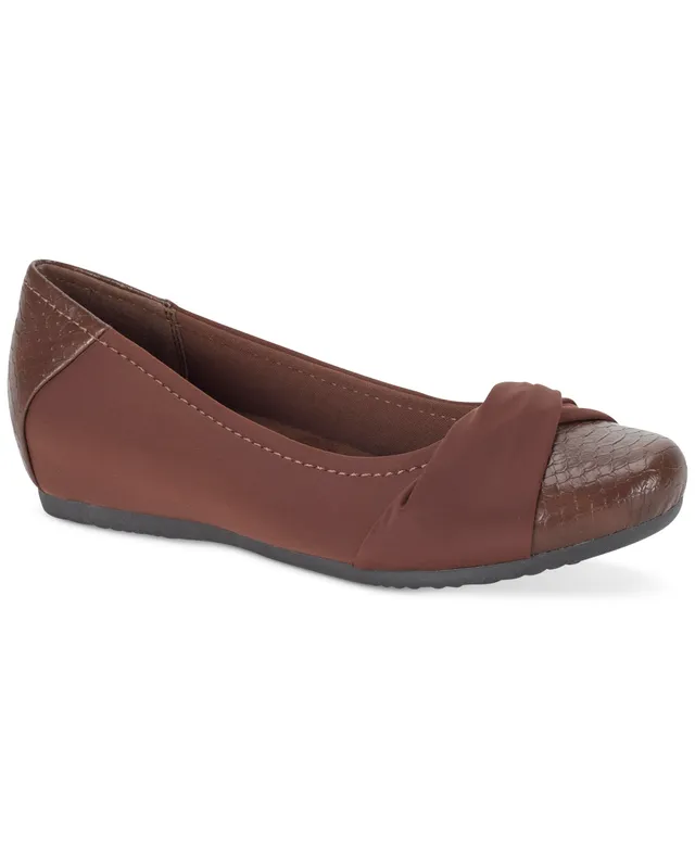 baretraps women's mitsy flat