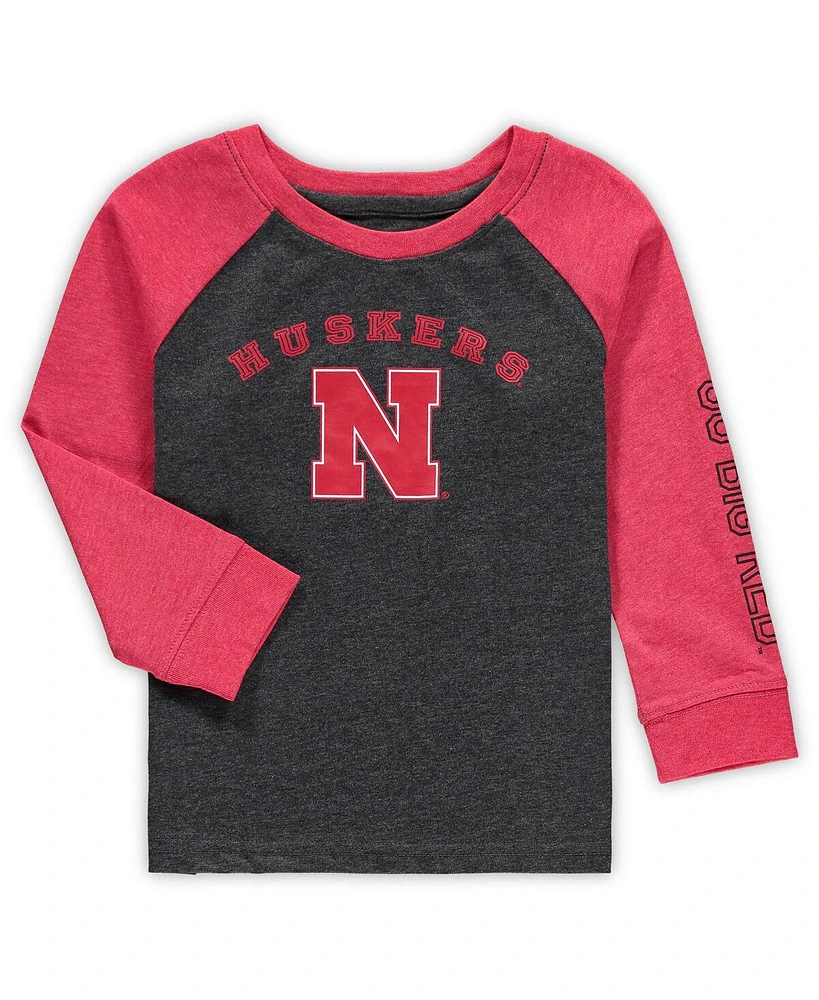 Toddler Boys and Girls Colosseum Heathered Black Nebraska Huskers Long Sleeve Raglan T-shirt