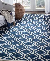 Safavieh Amherst AMT402 Navy and Beige 7' x 7' Square Area Rug