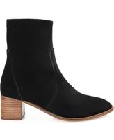 Journee Signature Women's Airly Booties