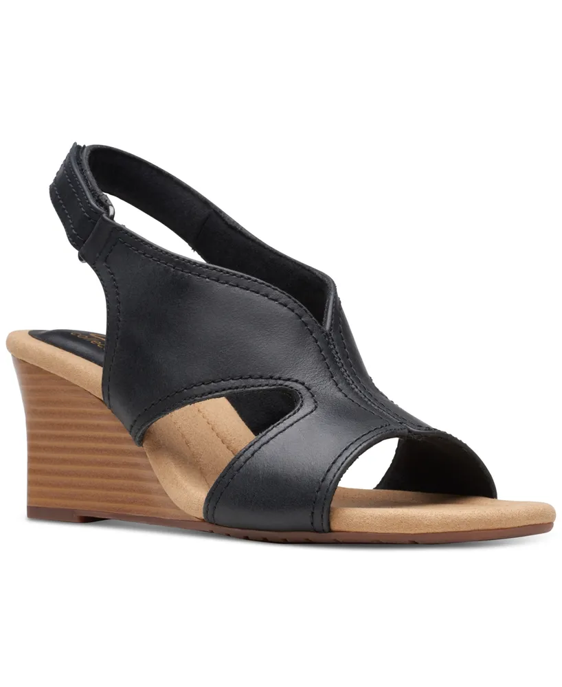 Clarks Women's Kyarra Aster Cutout Wedge Sandals