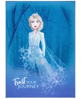 Safavieh Disney Frozen 2 Journey 6'7" x 9' Area Rug