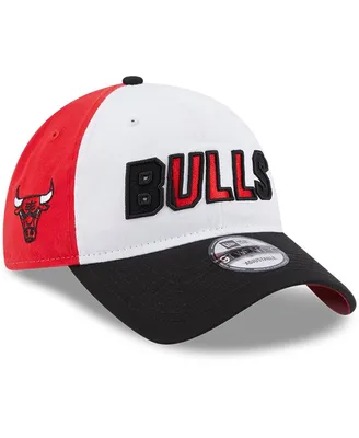 Men's New Era White and Black Chicago Bulls Back Half 9TWENTY Adjustable Hat