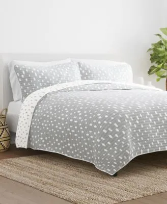 Ienjoy Home All Season Painted Dots Reversible Quilt Set Collection