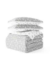 ienjoy Home All Season Piece Painted Dots Reversible Quilt Set