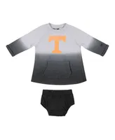 Newborn and Infant Boys Girls Colosseum Gray