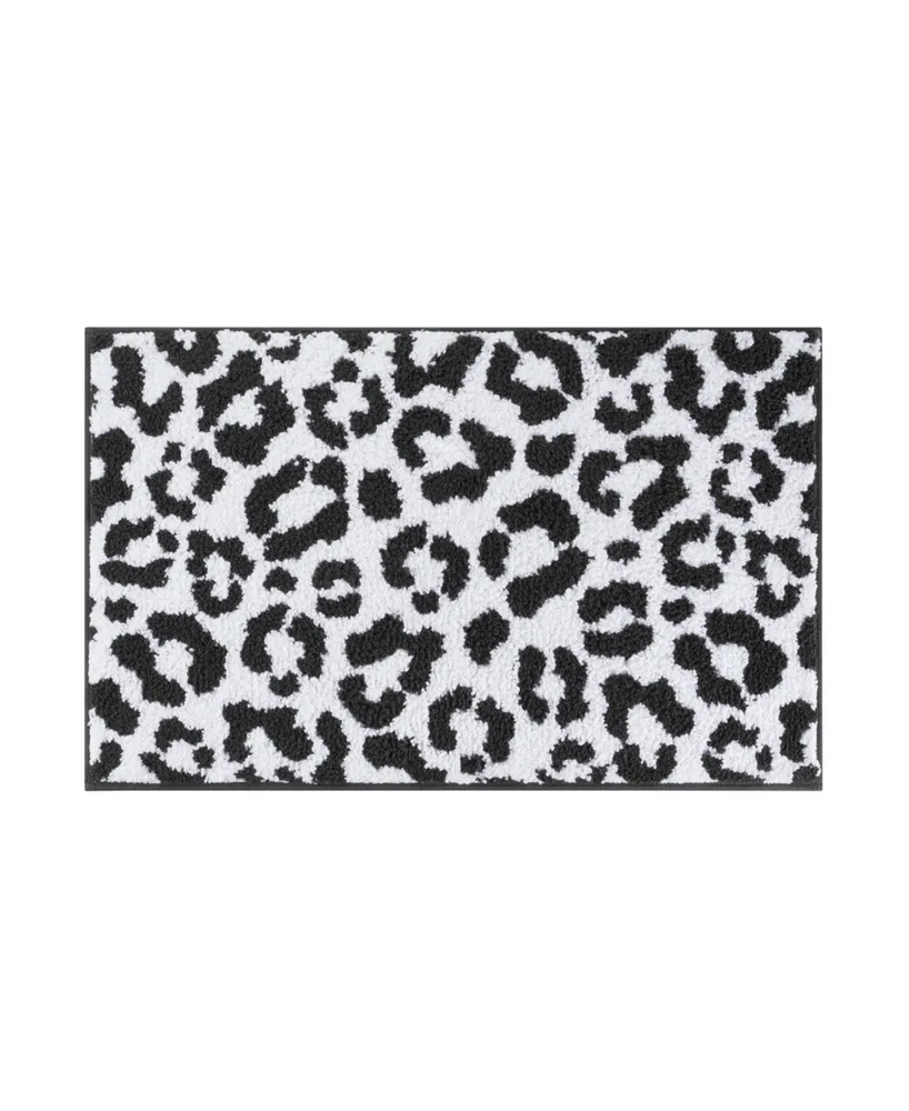 Juicy Couture Ombre Leopard 20" x 34" Bath Rug