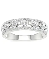 Diamond Openwork Band (7/8 ct. t.w.) in 14k White Gold