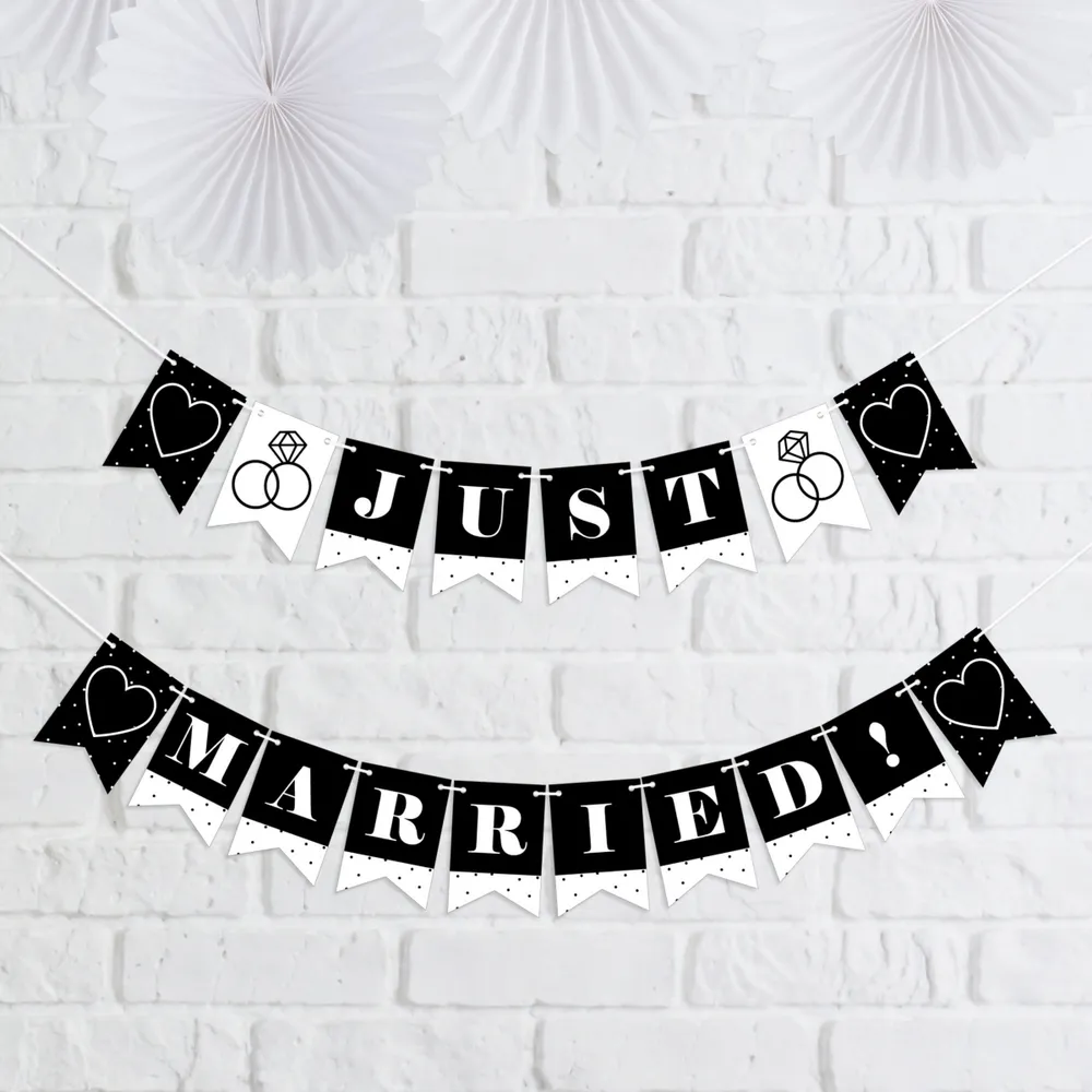 Big Dot of Happiness Mr. and Mrs. Black and White Wedding Mini Pennant Banner Just Married