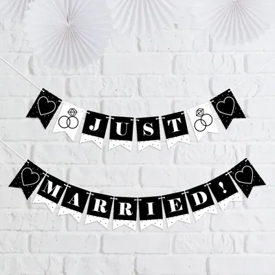Big Dot of Happiness Mr. and Mrs. Black and White Wedding Mini Pennant Banner Just Married