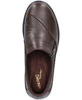 Easy Street Women's Kimi Comfort Flats
