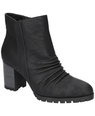 Easy Street Women's Carrow Ankle Boots