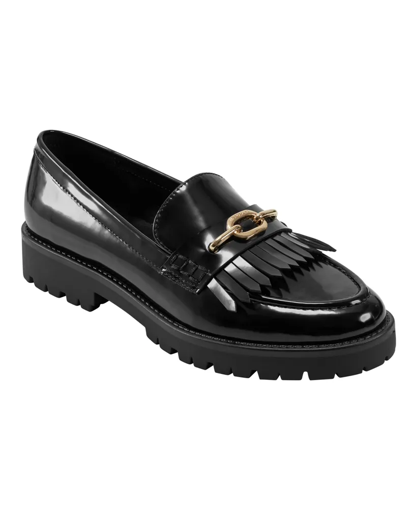 Bandolino Women's Florida Slip-On Kilt Detail Lug Sole Loafers