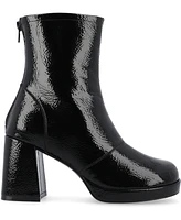 Journee Collection Women's Aylani Tru Comfort Foam Crinkle Patent Faux Leather Platform Boots