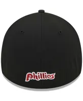 Men's New Era Black Philadelphia Phillies Logo 39THIRTY Flex Hat