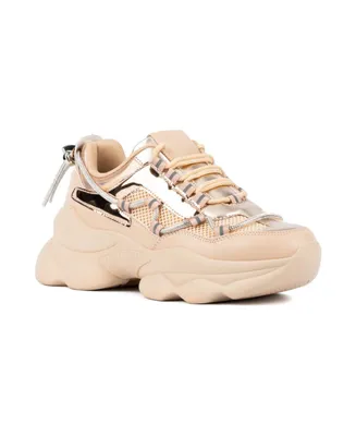 Olivia Miller Women's Irissa Sneakers