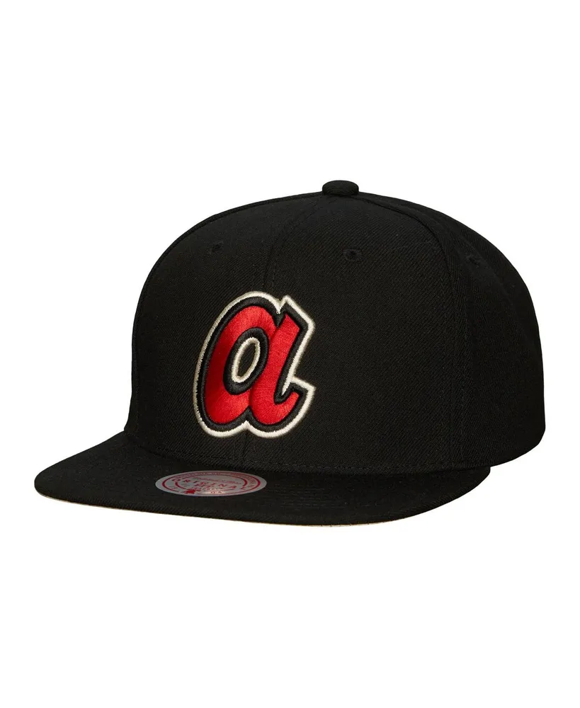 Mitchell & Ness Men's Mitchell & Ness Black Atlanta Braves Cooperstown  Collection True Classics Snapback Hat