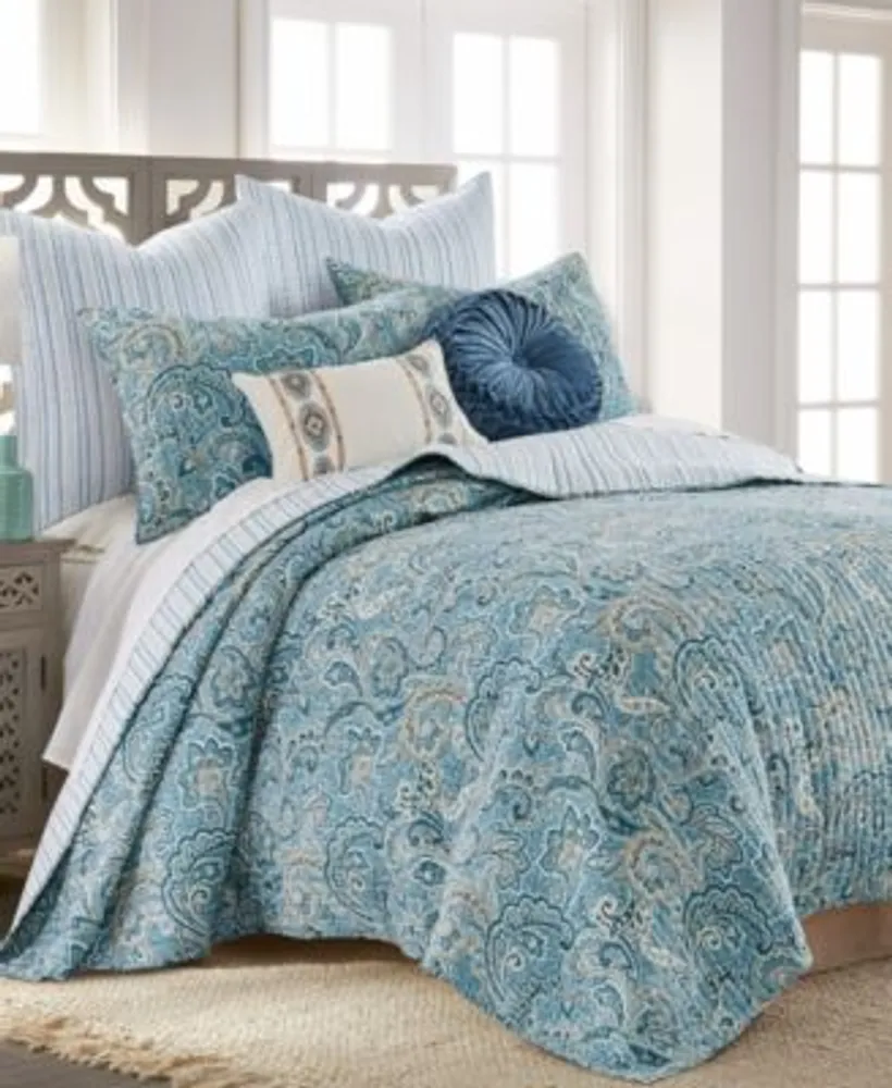 Levtex Etrada Reversible Quilt Sets