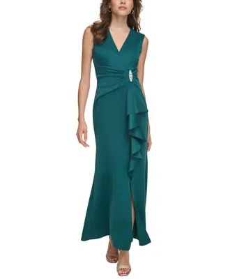 Jessica Howard Petite Sleeveless Ruffle Broach Gown