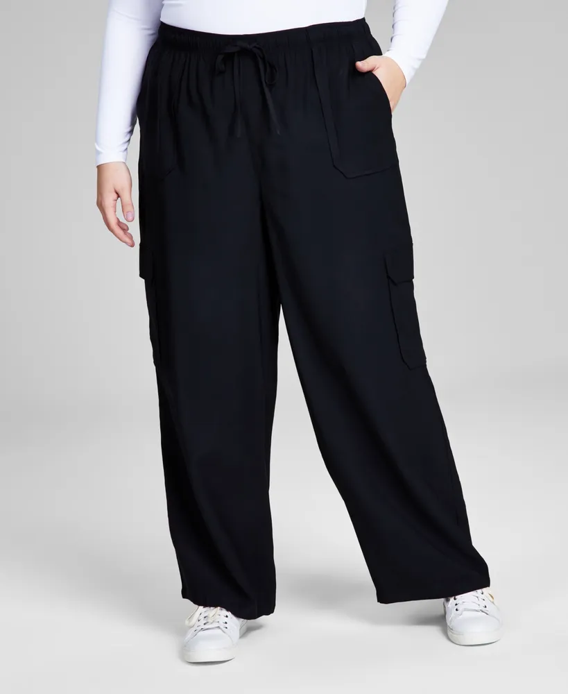 And Now This Trendy Plus Drawstring-Waist Cargo Pants