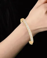 Diamond Cluster Oval Bangle Bracelet (1-1/2 ct. t.w.) in 14k Gold