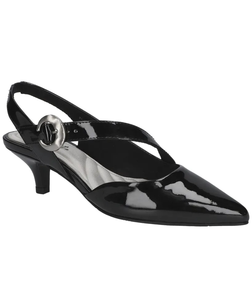 Easy Street Women's Sarita Buckle Pumps