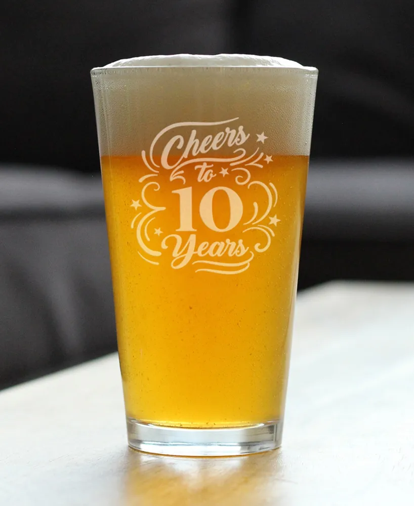 Bevvee Cheers to 10 Years 10th Anniversary Gifts Pint Glass, 16 oz