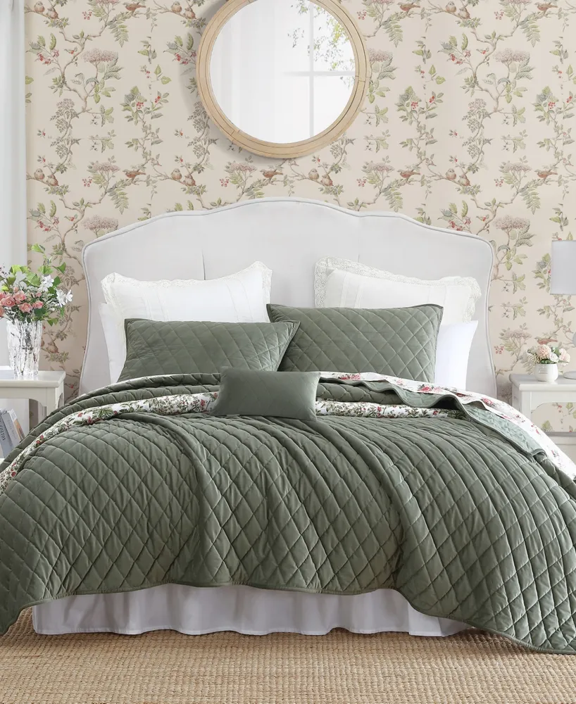 Laura Ashley Solid Diamond Stitch Velvet -Piece Quilt Set