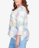 Alfred Dunner Plus Classic Pastels Textured Geo V-neck Top