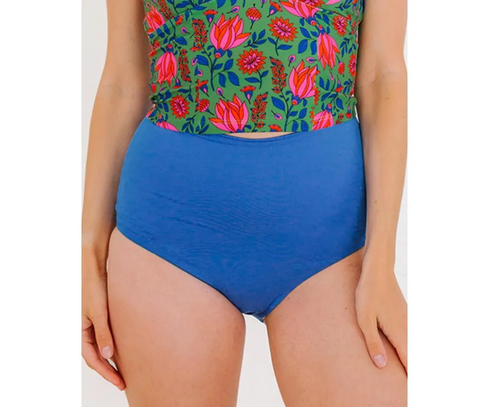 Lime Ricki Women's Plus Capri/ Capri Stripe Reversible Ultra High-Waist  Bottom