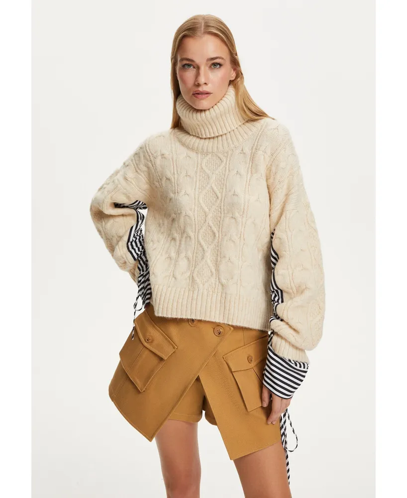 Women's Turtleneck Knit Sweater