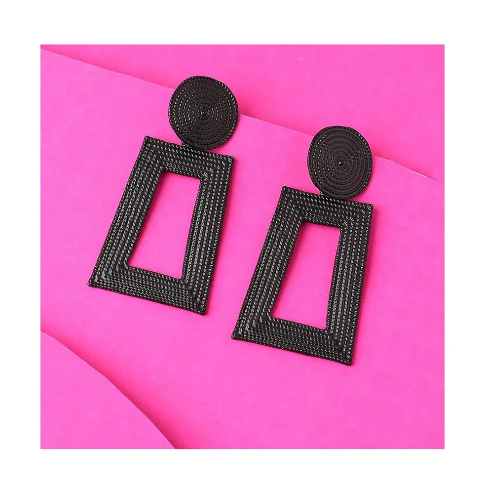 Sohi Women's Black Geometric Rope Drop Earrings