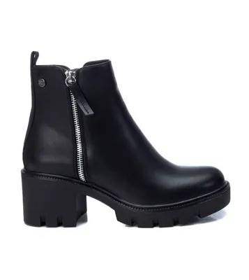 Women's Side Zipper Booties By Xti