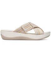 Clarks Women's Cloudsteppers Arla Wave Sandals