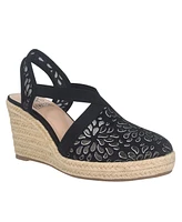 Impo Women's Tuccia Laser Cut Platform Wedge Sandals