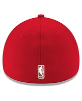 Men's New Era Red Atlanta Hawks Team Classic 39THIRTY Flex Hat