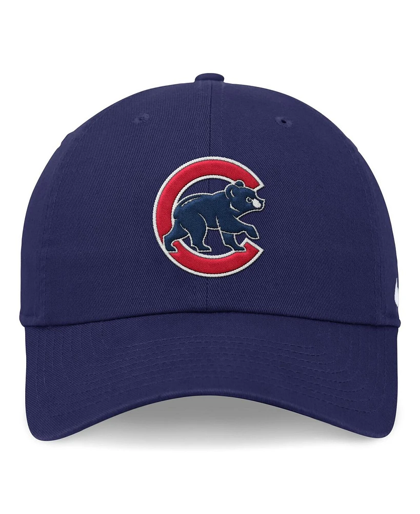 Nike Men's Red Chicago Cubs Evergreen Club Adjustable Hat