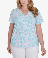 Hearts Of Palm Plus Spring Into Action Short Sleeve Top