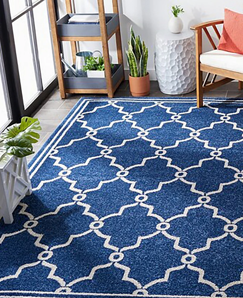 Safavieh Amherst AMT414 Navy and Beige 4' x 6' Area Rug