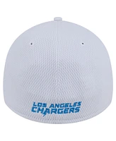 New Era Men's White Los Angeles Chargers Active 39Thirty Flex Hat