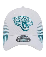 New Era Men's White Jacksonville Jaguars Active 39thirty Flex Hat
