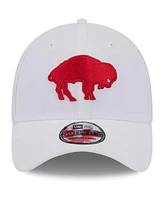 New Era Men's White Buffalo Bills Throwback 39Thirty Flex Hat