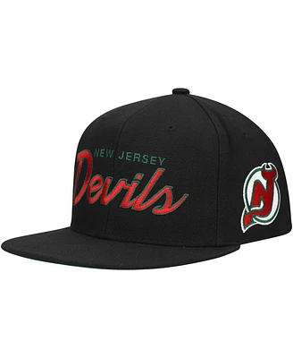 Mitchell Ness Men's Black New Jersey Devils Core Team Script 2.0 Snapback Hat