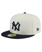New Era Men's White York Yankees Cooperstown Collection Chrome 59Fifty Fitted Hat