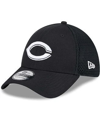 New Era Men's Cincinnati Reds Evergreen Black White Neo 39Thirty Flex Hat