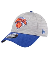 New Era Men's Heather Gray/Blue New York Knicks Active Digi-Tech Two-Tone 9Forty Adjustable Hat