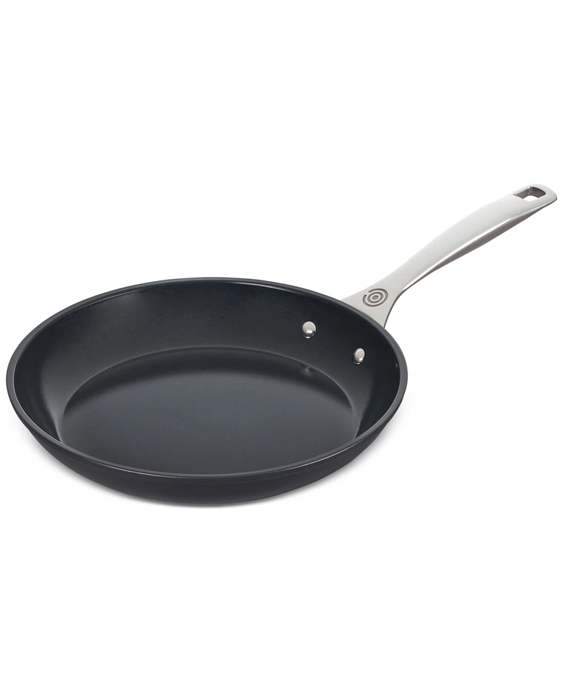 Le Creuset Essential Nonstick Ceramic Shallow 10" Frypan